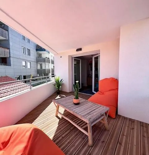 Apart Otel Uxco Le Spot La Rochelle (Charente-Maritime)