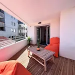 Hotel apartamentowy Uxco Le Spot La Rochelle (Charente-Maritime)