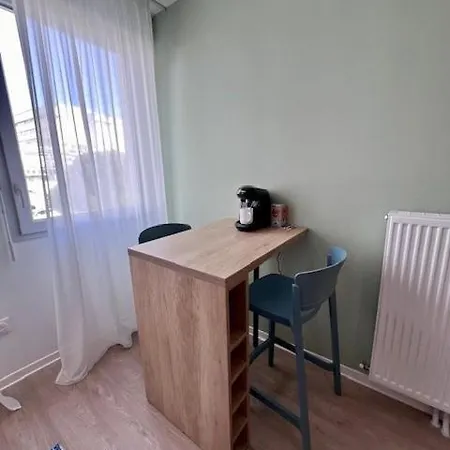 Aparthotel Uxco Le Spot 3*