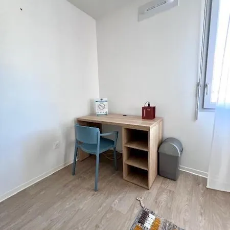 Apart Otel Uxco Le Spot La Rochelle (Charente-Maritime)